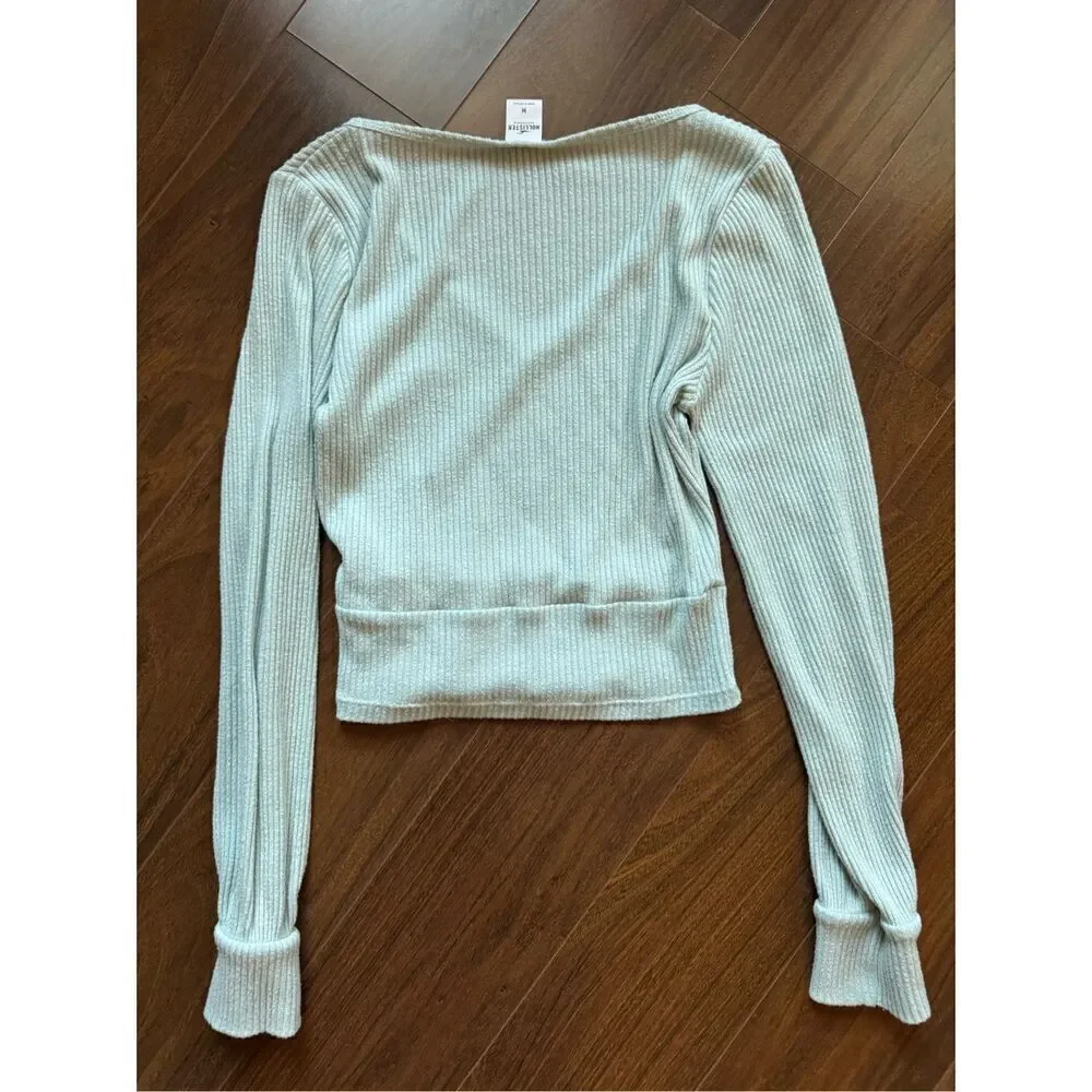 Hollister M Mint green ribbed long sleeve crop top